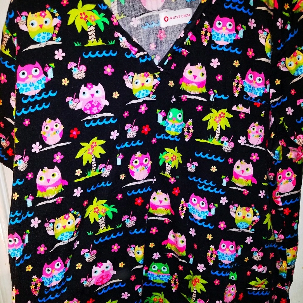 Cute owl print 2xl scrub top by White Cross